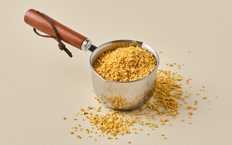 와플, 아이스크림 토핑용으로 사용하기 좋은 카라멜 크런치 콘플레이크